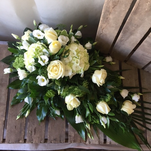 Why Bringing Flowers To A Funeral Is So Important?